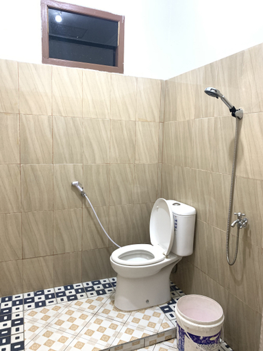 Bathroom 5, Villa Puncak Ghani's Cisarua Bogor, Bogor