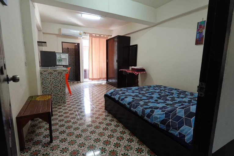 Bedroom 3, RTW Residence, Bang Kruai