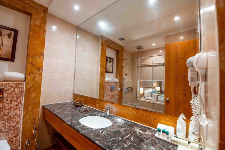 Bathroom 3, The Fern Surya Resort Dharampur, Kasauli Hills, Series by Marriott, Solan