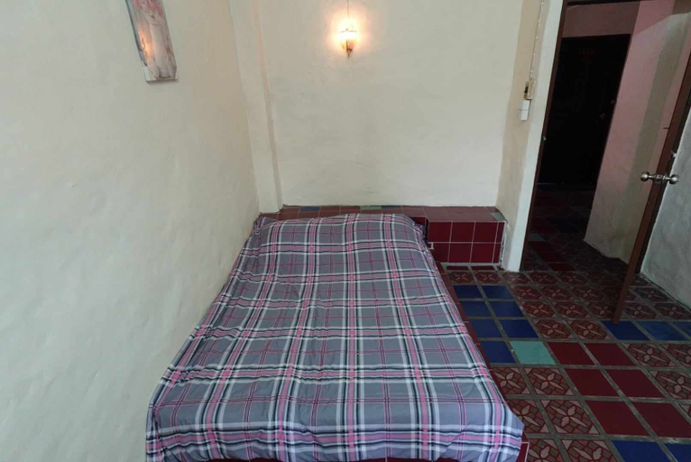 Bedroom 4, RTW Residence, Bang Kruai