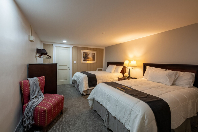 Bedroom 2, Lock Haven Grandview Hotel, Clinton