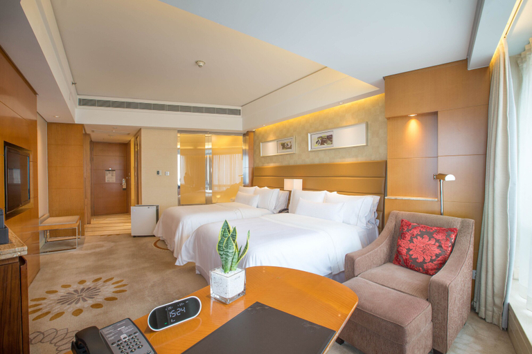 Bedroom 4, The Westin Nanjing Xuanwu Lake, Nanjing