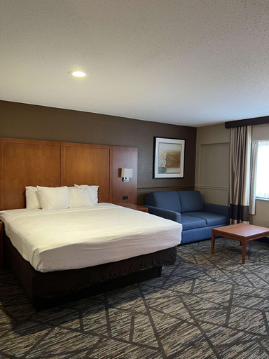 Bedroom 3, SureStay Plus by Best Western Mobile I-65, Mobile