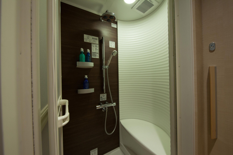 Bathroom 4, Y's Cabin & Hotel Naha Kokusai Dori, Naha