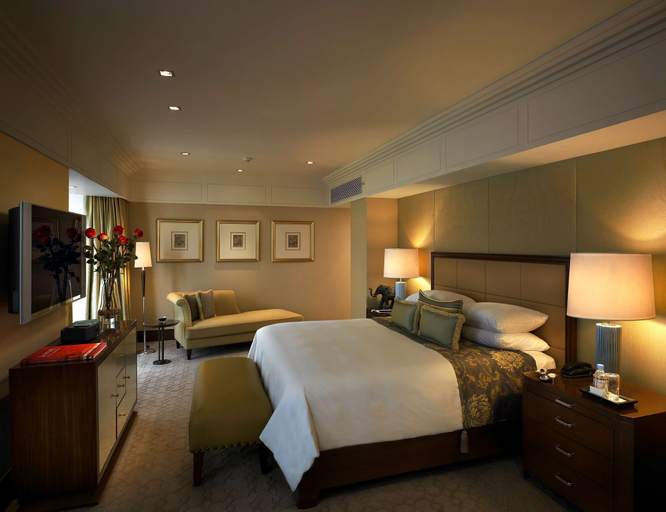 Bedroom 3, The Leela Mumbai, Mumbai Suburban