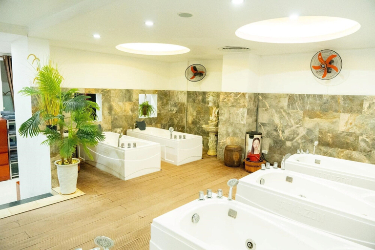 Bathroom 3, Hòa Nam Hotel, Ứng Hoà