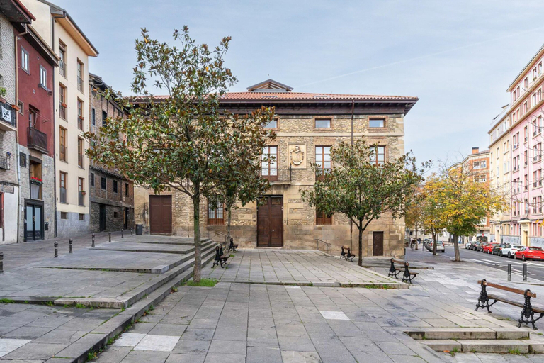 Exterior & Views 2, Limehome Vitoria Palacio Álava-Velasco, Álava