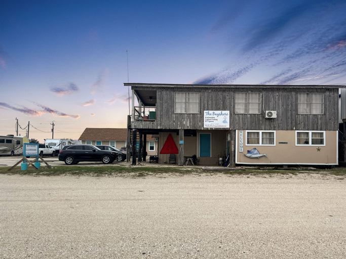 Exterior & Views 2, The Bayshore at Magnolia Beach, Calhoun