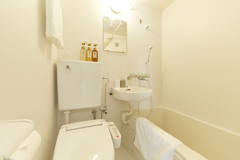 Bathroom 4, Y&Y NAMBA HOTEL Osaka, Osaka