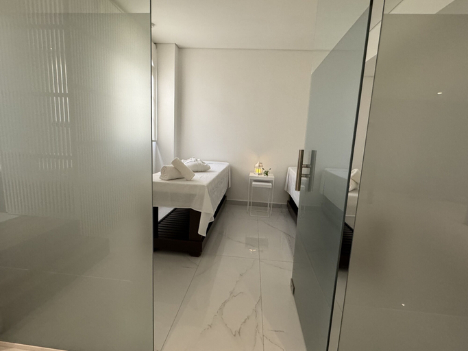 Bedroom 4, Guemes Hotel & Spa, Capital