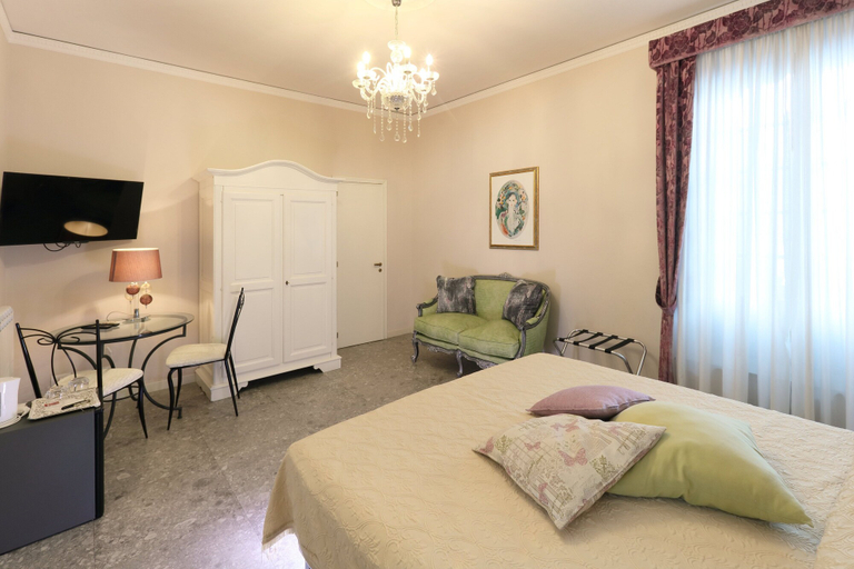 Bedroom 2, Porta Di Mezzo Luxury suites and rooms, Messina