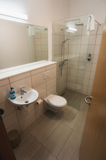 Bathroom 4, Hotel Studlagil, Norður-Hérað