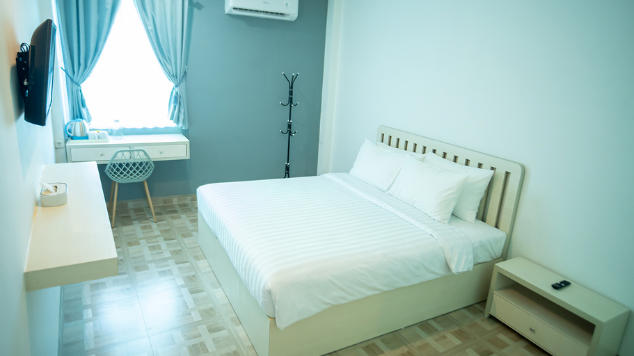 Bedroom 3, Elephant Inn and Suite Hotel by Sajiwa, Bandar Lampung