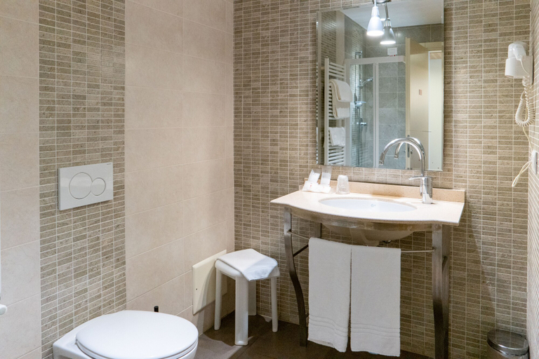 Bathroom 5, Hotel Autoespresso Venice, Venezia