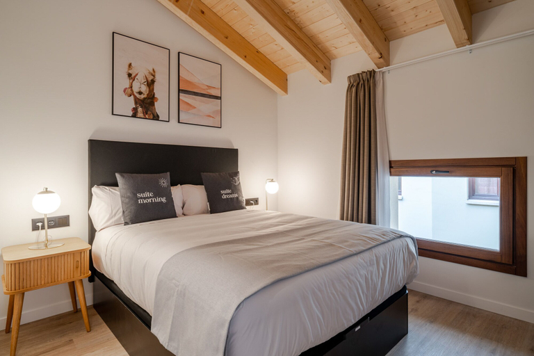 Bedroom 3, Limehome Vitoria Palacio Álava-Velasco, Álava