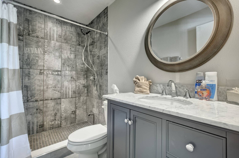Bathroom 4, Beach Way East, Sarasota