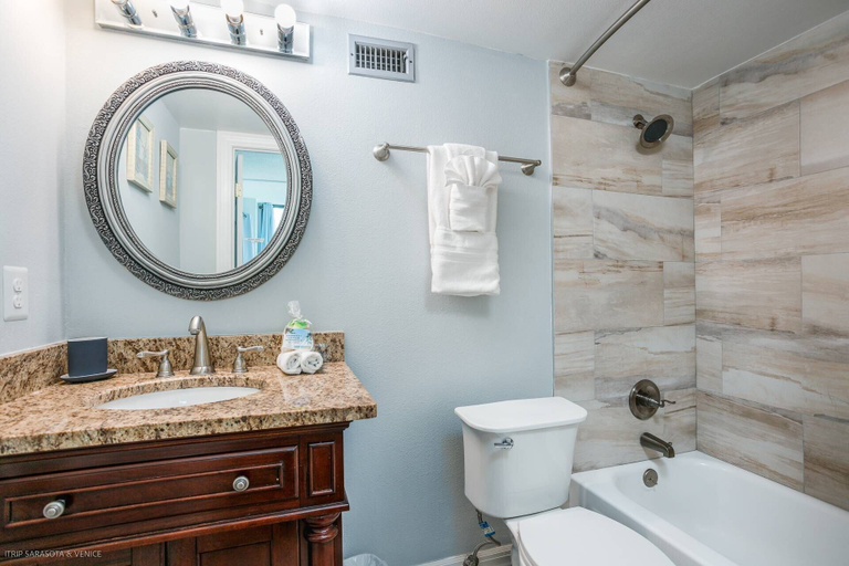 Bathroom 4, Harbor Tower Gulf Luxe Escape, Sarasota
