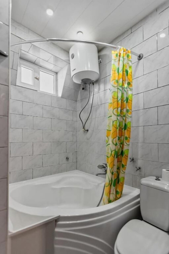 Bathroom 4, Formula Apartment  Sea view & Balcony, Baku