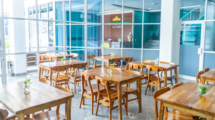 Food & Drinks 4, Elephant Inn and Suite Hotel by Sajiwa, Bandar Lampung