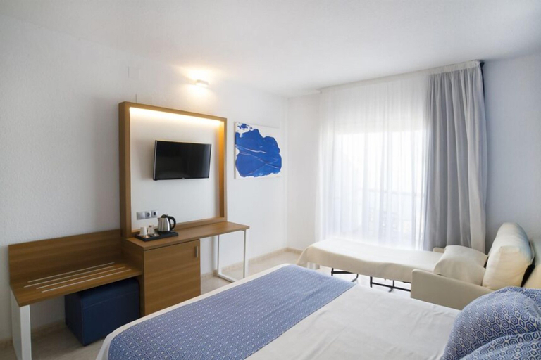 Bedroom 3, Ibersol Torremolinos Beach, Málaga