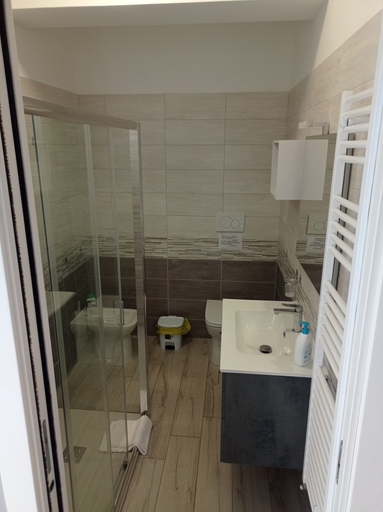 Bathroom 5, BeB Albachiara, Potenza