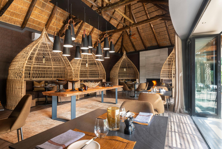 Food & Drinks 3, Eagles Crag Lodge at Shamwari Private Game Reserve, Cacadu
