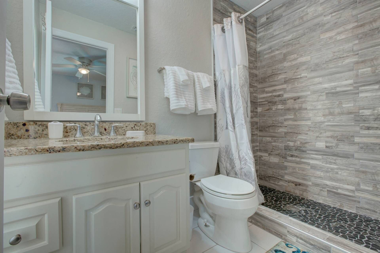 Bathroom 4, Minorga in Siesta Key Village, Sarasota