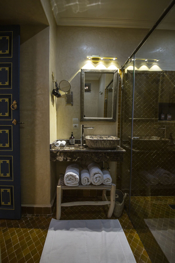 Bathroom 5, Riad Atrium, Marrakech