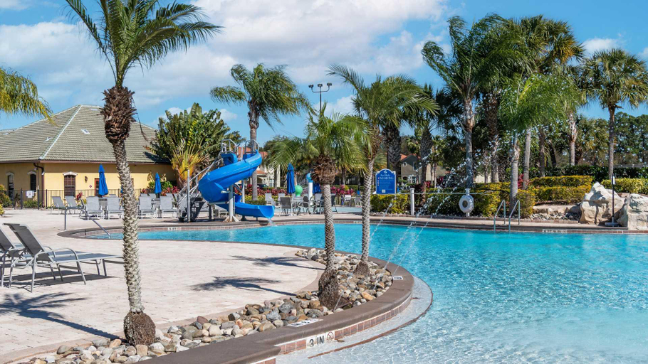 Sport & Beauty 2, 2979 buccaneer palm road , Osceola