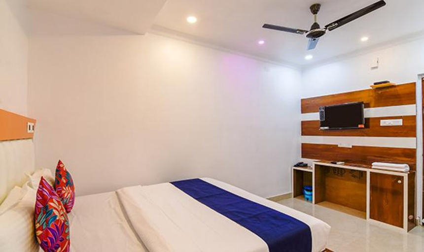 Bedroom 2, Fabexpress Golden Palace, South 24 Parganas