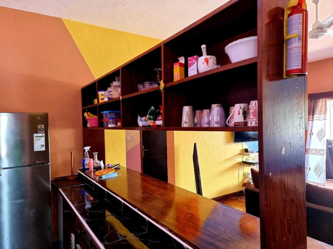 Food & Drinks, Lux Suites Solar Holiday Apartments, Kisauni