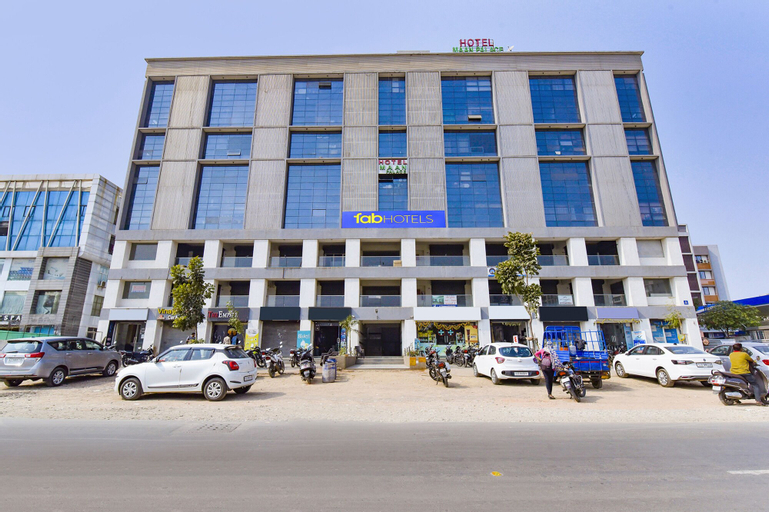 Fabhotel Maan Palace, Ahmadabad