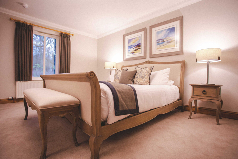Bedroom 2, Meldrum House Country Hotel & Golf Course, Aberdeenshire