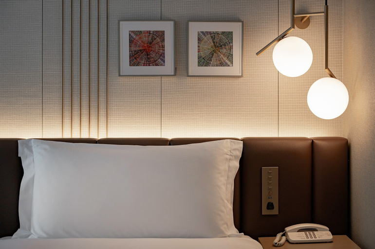 Bedroom 30