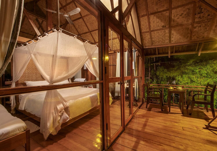 Bedroom 2, Kingfisher Ecolodge, Pathoomphone