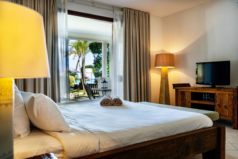 Bedroom 4, Constance Sakoa Boutik
