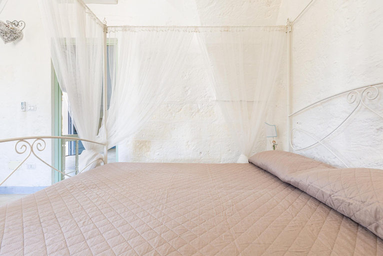 Bedroom 2, 3354 Masseria Pepe - La Casina dei Fichi, Taranto