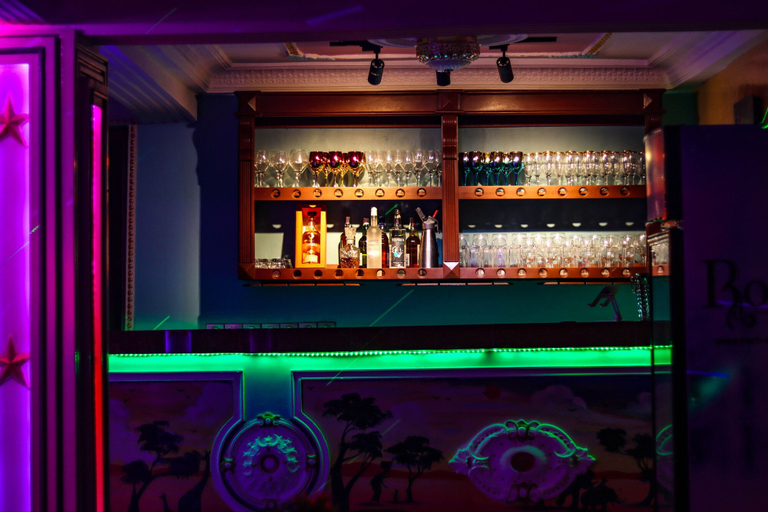 Food & Drinks 5, Hôtel The Place, Mefou et Afamba