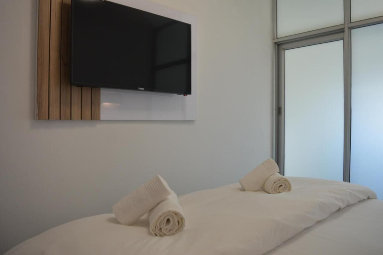Bedroom 5, Dream Sleep, Buffalo City