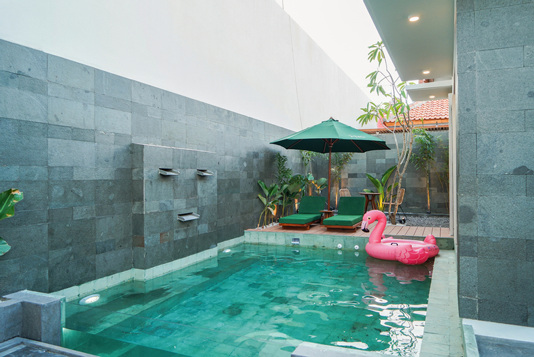 Swimming Pool 1