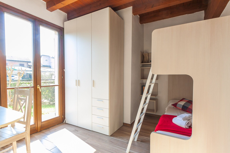 Bedroom 4, Lugana Resort & Sporting Club - Sermana Village, Verona