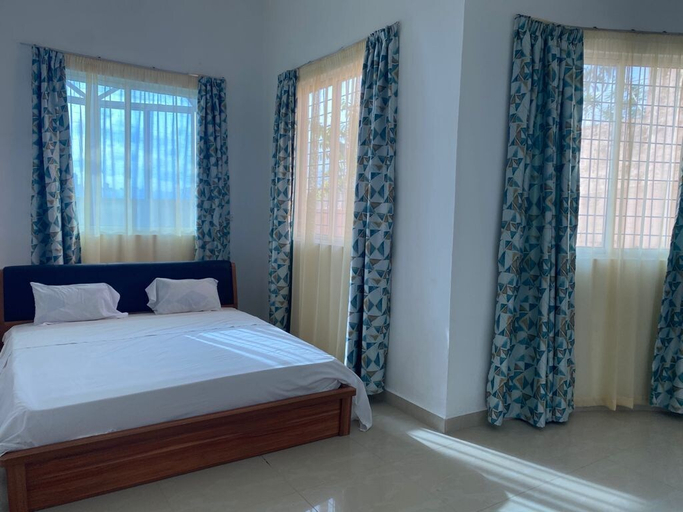 Bedroom 5, Lux Suites Mkomani Beachfront Apartment, Nyali