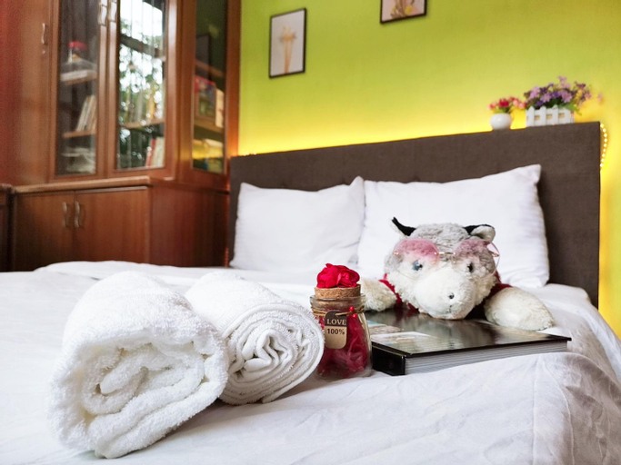 Comfy Corner House 4BR @10 mins legoland 10-16pax, Johor Bahru