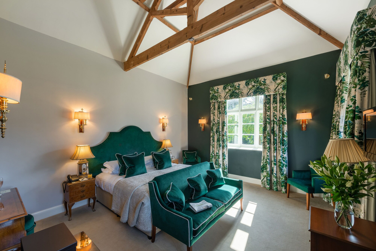 Bedroom 3, Rushton Hall Hotel & SPA, Northamptonshire