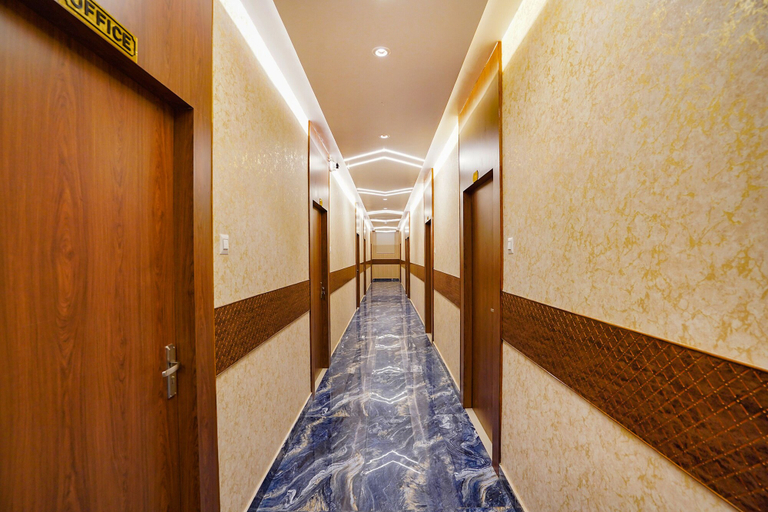 Others 4, Fabhotel Siddhant, Varanasi