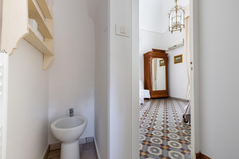 Bathroom 4, 3575 Villa Fazzi by Perle di Puglia, Lecce