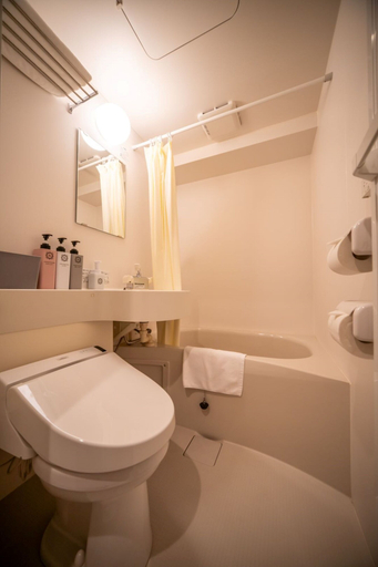 Bathroom 5, JA Hotel Bentencho, Osaka