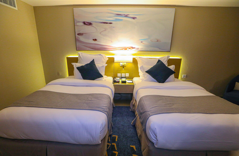Bedroom 3, Cheerful Al Waha Unayzah Hotel