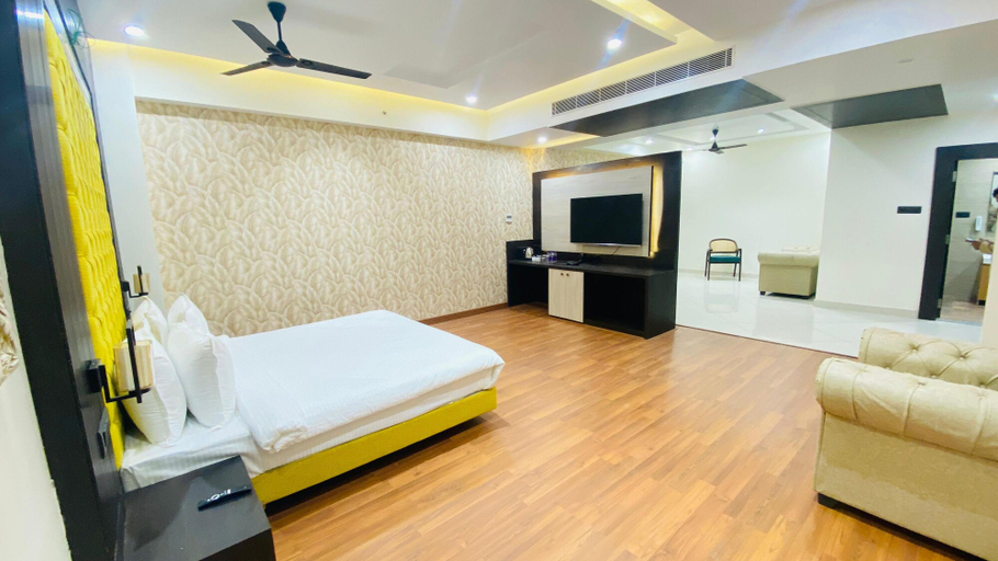 Bedroom 4, 7 Hills Hotel & Resort, Nalanda