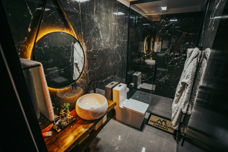 Bathroom 4, CABANAS COFFEE HUTS, Picada Café